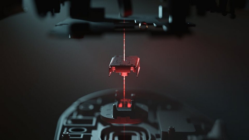 Die aktuell höchste Dpi-Rate bieten die Sensoren Logitech Hero 2 (44.000 Dpi), Asus ROG Aim Point Pro (42.000 Dpi) und Razer Focus Pro 45K Optical Sensor Gen 2.