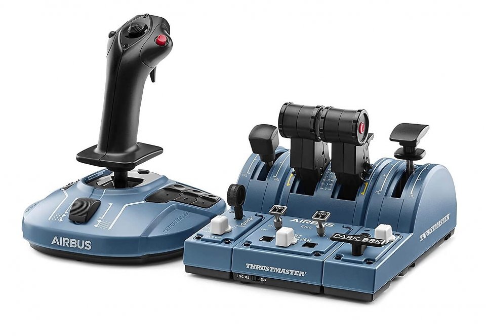 Der Thrustmaster TCA Captain Pack X Airbus Edition besteht aus dem Sidestick und Schubhebel-Quadranten mit zwei Zusatzelementen.