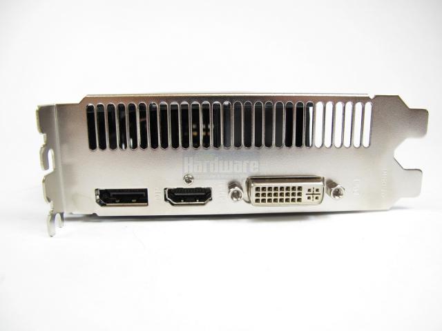 Sapphire_Radeon_HD_5800_Xtreme_18.jpg