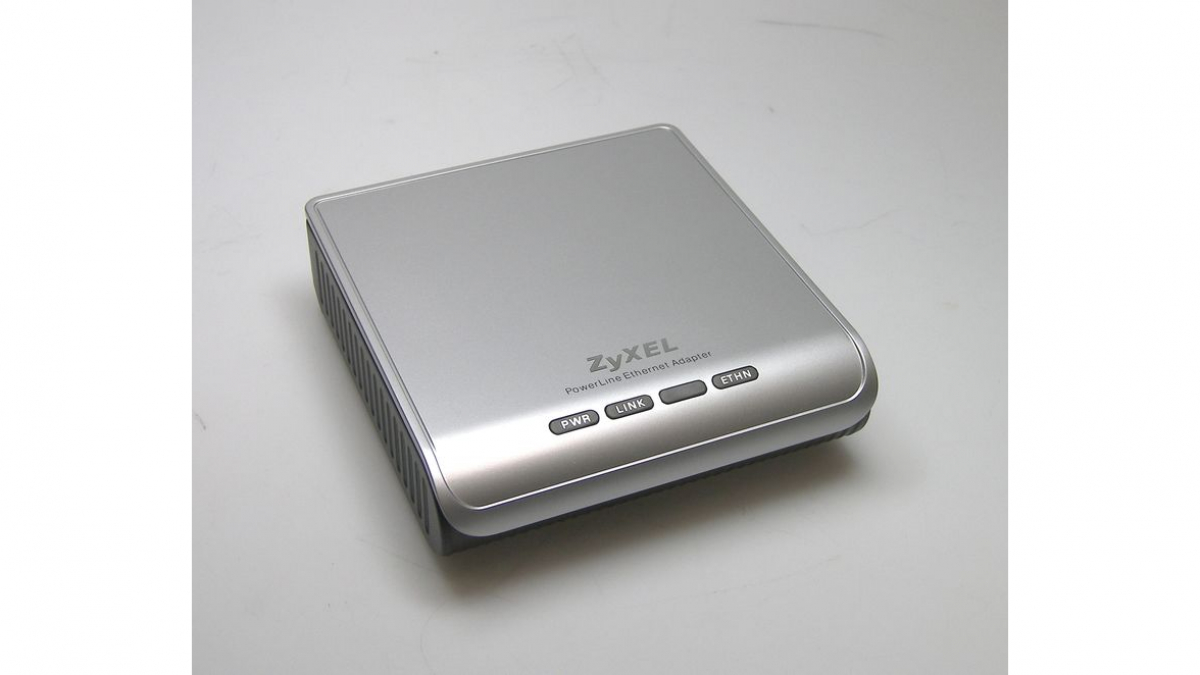 Zyxel Powerline Ethernet Adapter PLA-400