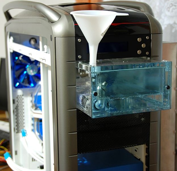 pcghx-promo-cosmos-s-casemod-nemetona-0025.jpg