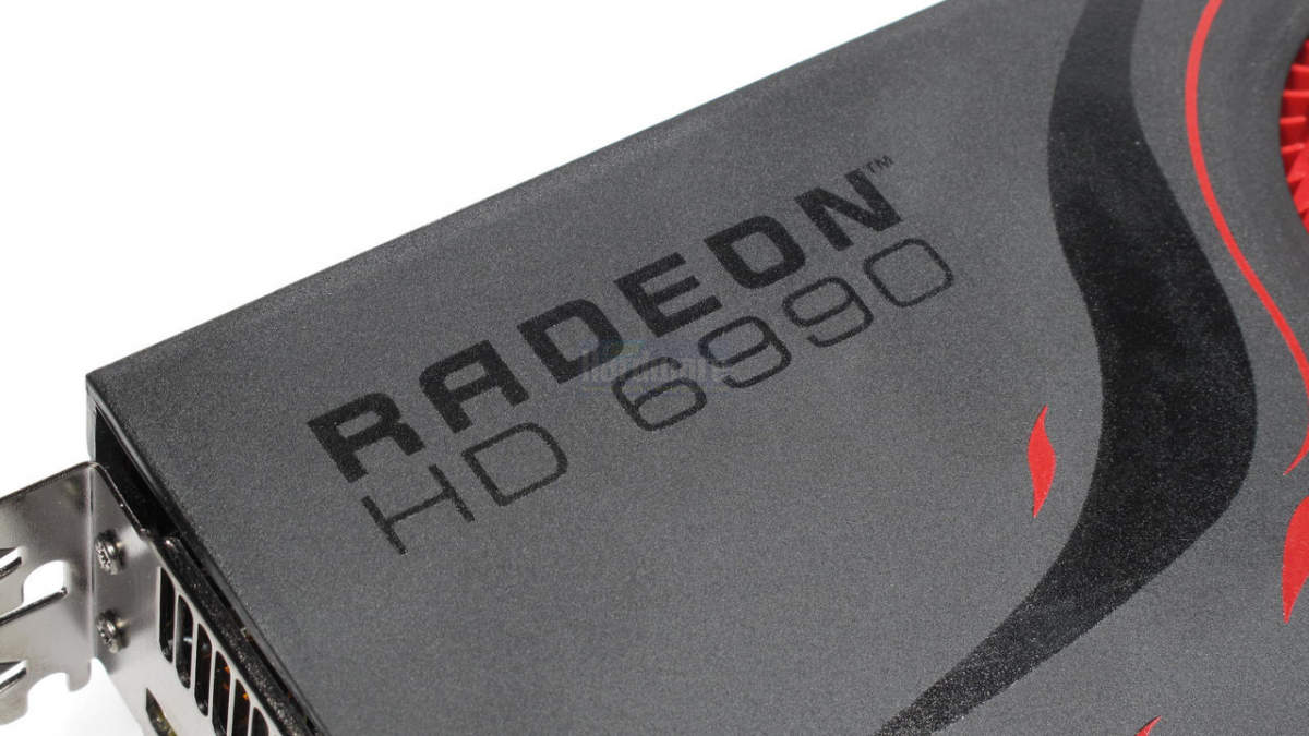 Radeon HD 6990 im Test (Antilles): Mit 375 Watt zu neuen Benchmark-Rekorden