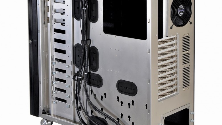 Lian Li PC-V2130 (9)
