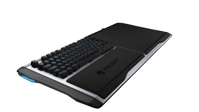 Roccat Sova auf der E3 vorgestellt: Cherry-MX-Tastatur mit Mauspad für die Couch (1)