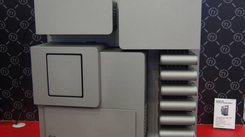 Thermaltake Level 10 Titanum: Bilder von der Computex (12)