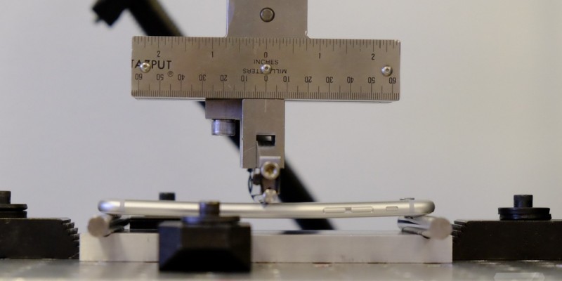 iPhone 6 verbogen: Laut Apple haben sich 9 Kunden beschwert