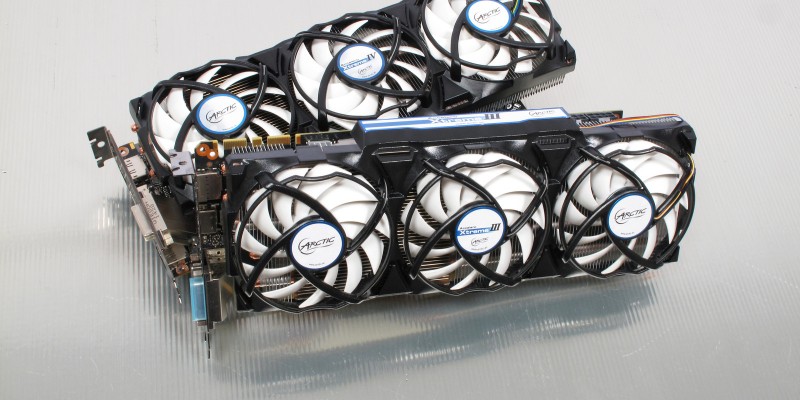 GTX 980 @ 1.500/4.000 MHz vs. GTX Titan @ 1.200/3.600 MHz vs. R9 290X @ 1.200/3.000 MHz 