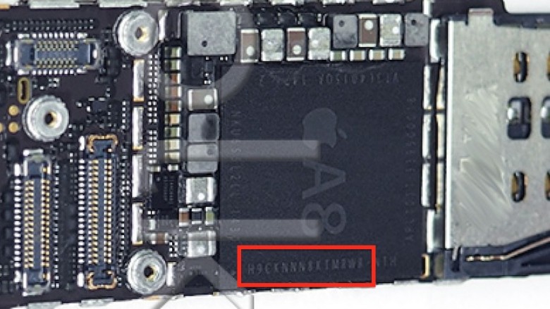 Dieses Foto zeigt den Speicherchip des iPhone 6, der wohl nur 1 GiByte Kapazität besitzt.
