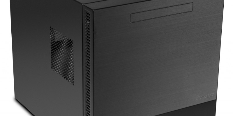 Antec ISK600M (1)