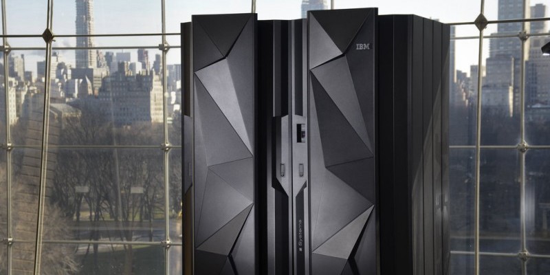 IBMs z13 verarbeitet 100 Cyber-Mondays pro Tag: 141 5,0-GHz-Kerne mit SMT