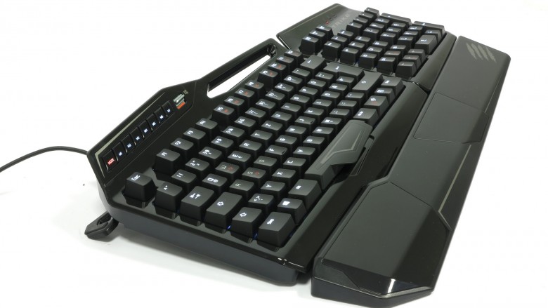 Mad Catz Strike TE im Test: gelungenes Debüt der mechanischen Spielertastatur (2)