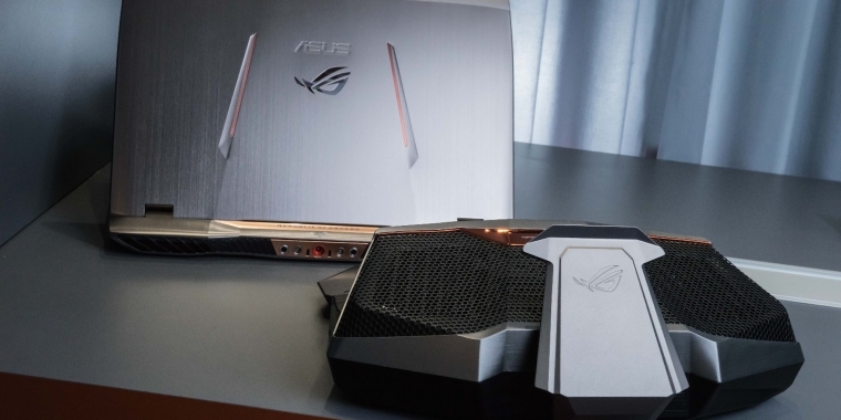Asus GX700