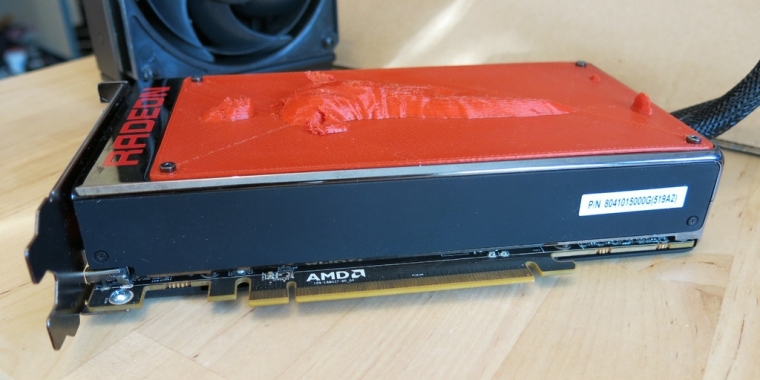 Radeon R9 Fury X meets Star Wars Episode 5: Han Solo auf der Frontplatte