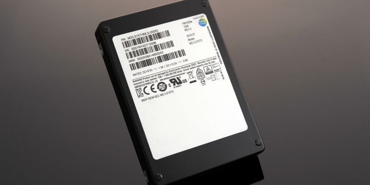 Samsung PM1633a: 15,36-TByte SSD für 10.000 US-Dollar im Handel gesichtet (1)