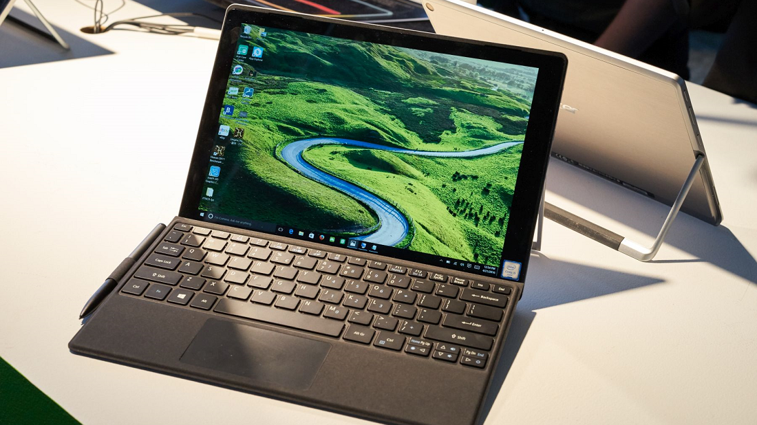 Acer Switch Alpha 12 im Hands-On-Test: Surface Pro 4 in günstig