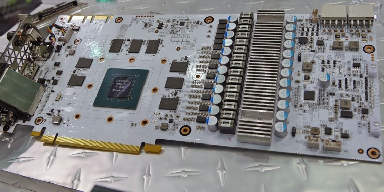 Galax GTX 1080 HOF: 2,2 GHz mit Luft- und 2,5 GHz per Flüssigstickstoff.