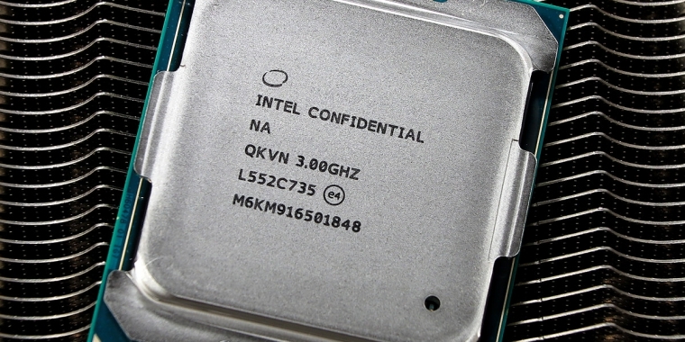 Kaby Lake: SuperO-Mainboards von Supermicro mit mehr PCI-Express-basierten Anschlüssen