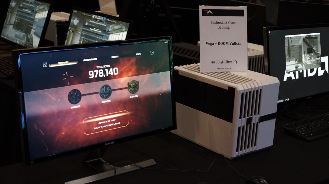 AMD: Radeon-Vega-GPU hat 8 GiByte HBM2 und liegt unoptimiert auf GTX-1080-Niveau 