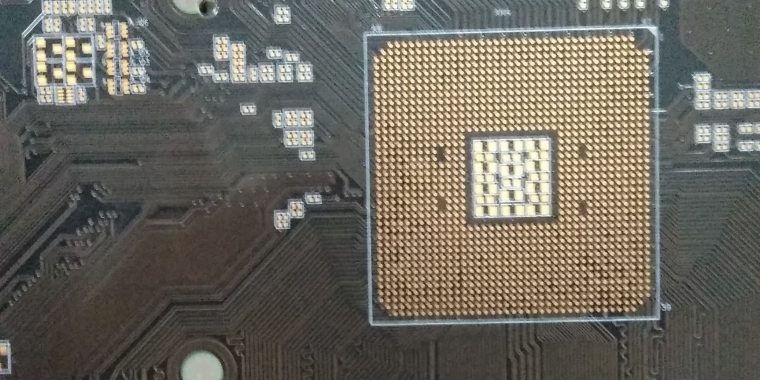 Gigabyte AX370-Gaming K3 mit AM4-Sockel für Ryzen abgelichtet (5)