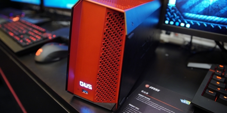 Das Graphical Upgrade System (GUS) von MSI versorgt die Grafikkarte mit 500-Watt-Netzteil und bietet diverse USB-Plätze.