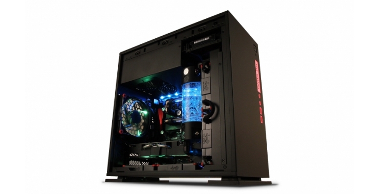 In Win 301: Geschrumpftes 303 mit Hartglas für 85 Euro (6)