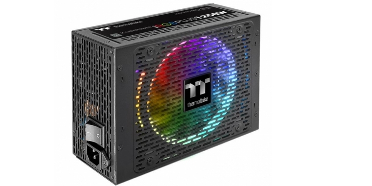 Toughpower iRGB PLUS 1250W Titanium - TT Premium Edition (3)