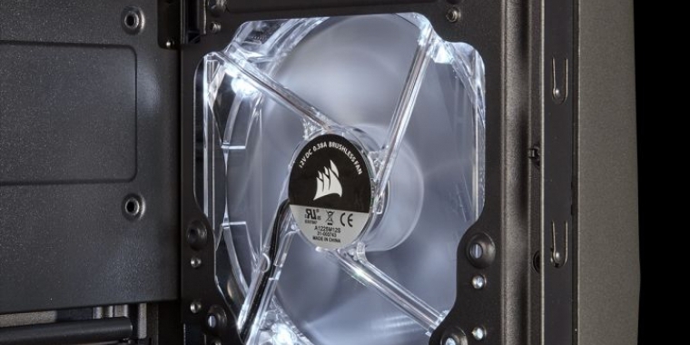 Carbide Series SPEC-04: Neue Midi-Tower von Corsair. (9)