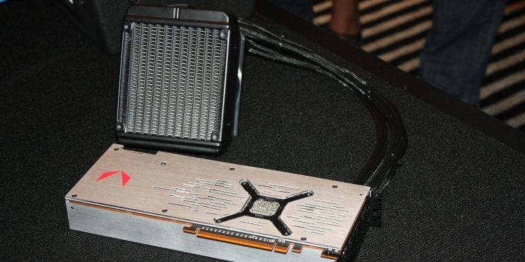 Radeon RX Vega in der wassergekühlten Fassung (4)