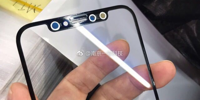 Drei Sensoren sollen sich an der Front des iPhone 8 befinden.