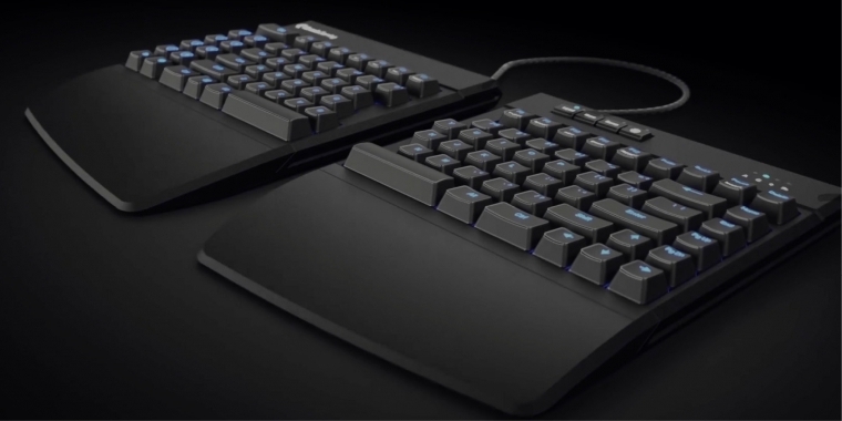 Auf der PAX West 2017 ist die Freestyle Edge zu sehen, eine geteilte Tastatur, die besonderen Komfort für Spieler verspricht. (3)