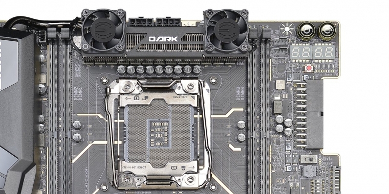 &nbsp;EVGA X299 Dark: EATX-Mainboard mit viel Gestaltunsgraum
