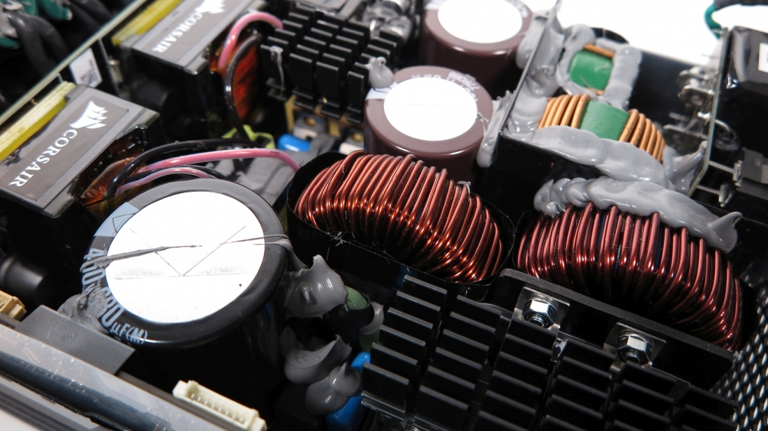 Corsair AX1600i im Test: Titanium-Power-Haus für Enthusiasten