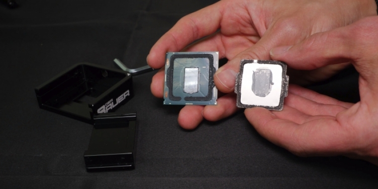 Der Core i7-8086K ist nicht verlötet.