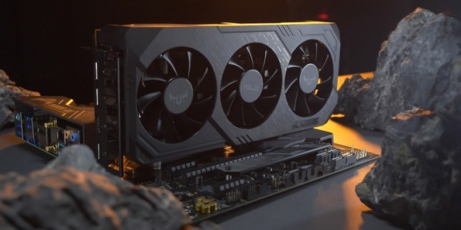 Radeon RX 5700 (XT): Shop listet erstes Custom-Design mit Spezifikation