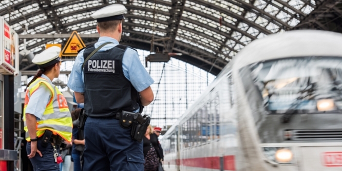 Überwachungspaket nach Anschlag von Halle: Innenminister empfehlen verschärftes Gesetz (1)