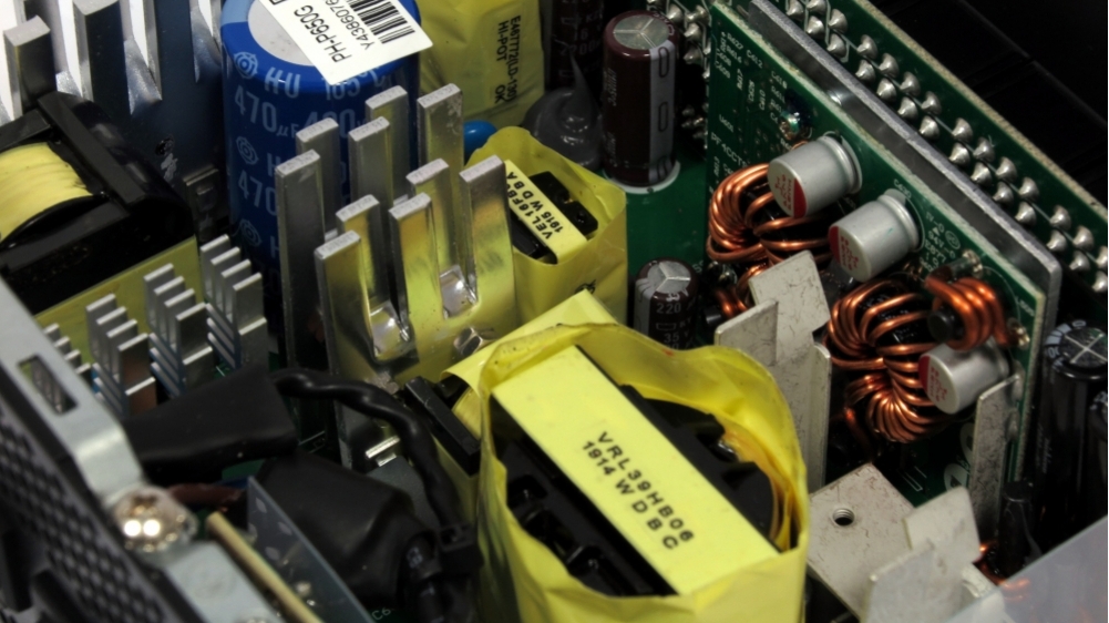 Phanteks AMP650 im Test: Netzteil-Newcomer mit Überzeugungskraft
