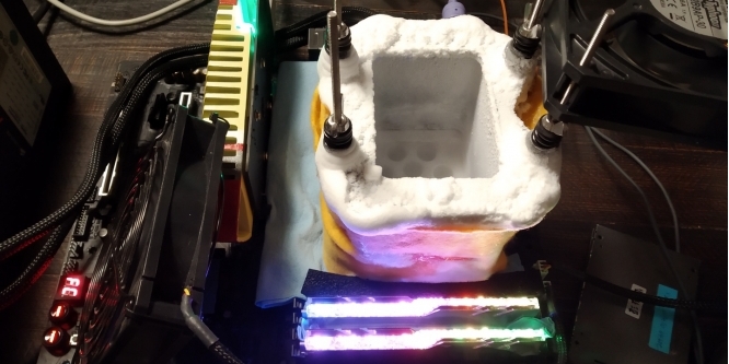 Ryzen 9 3950X und Asrock X570 Aqua: Hersteller wirbt mit OC-Rekorden (2)