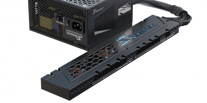 Seasonic SSR-750FA: Netzteil mit Kabel-Hub, der hinter Mainboard liegt (5)