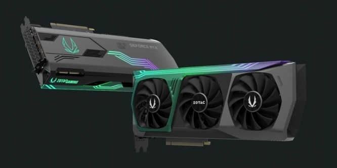 Zotac RTX 3090 Trinity Holo