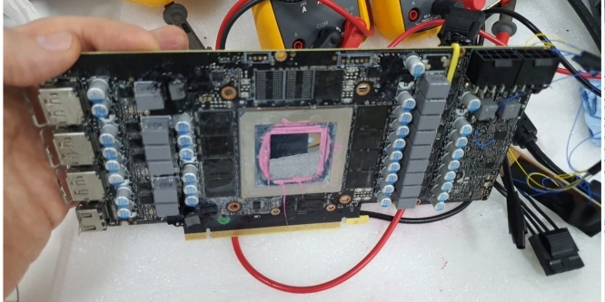 Geforce RTX 3080: Über 10.000 Punkte im Time Spy Extreme unter Flüssigstickstoff - Rekord (1)