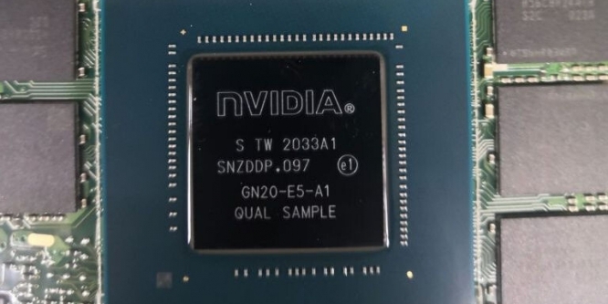 RTX 3070 Mobile - Quality-Sample der kommenden Notebook-GPU abgelichtet