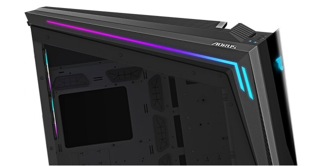 Gigabyte Aorus C700 - Neues Gehäuse mit ungewöhnlicher Form und viel Platz