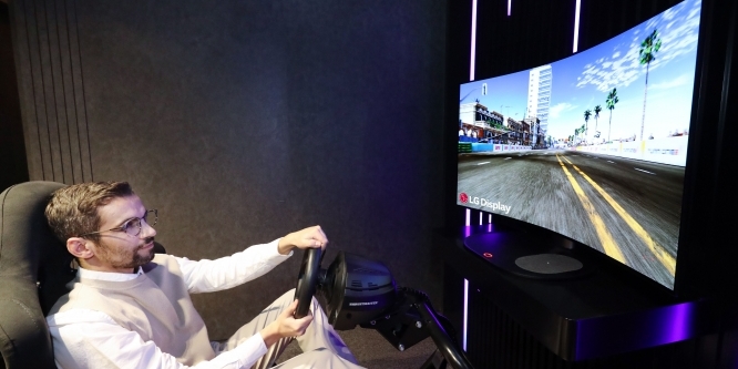 LG OLED: Gekrümmter 48er soll Gamer ansprechen (1)