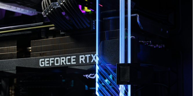 Für schwere Grafikkarten: Cooler Master mit RGB-Stützpfeiler aus Temperglas (4)